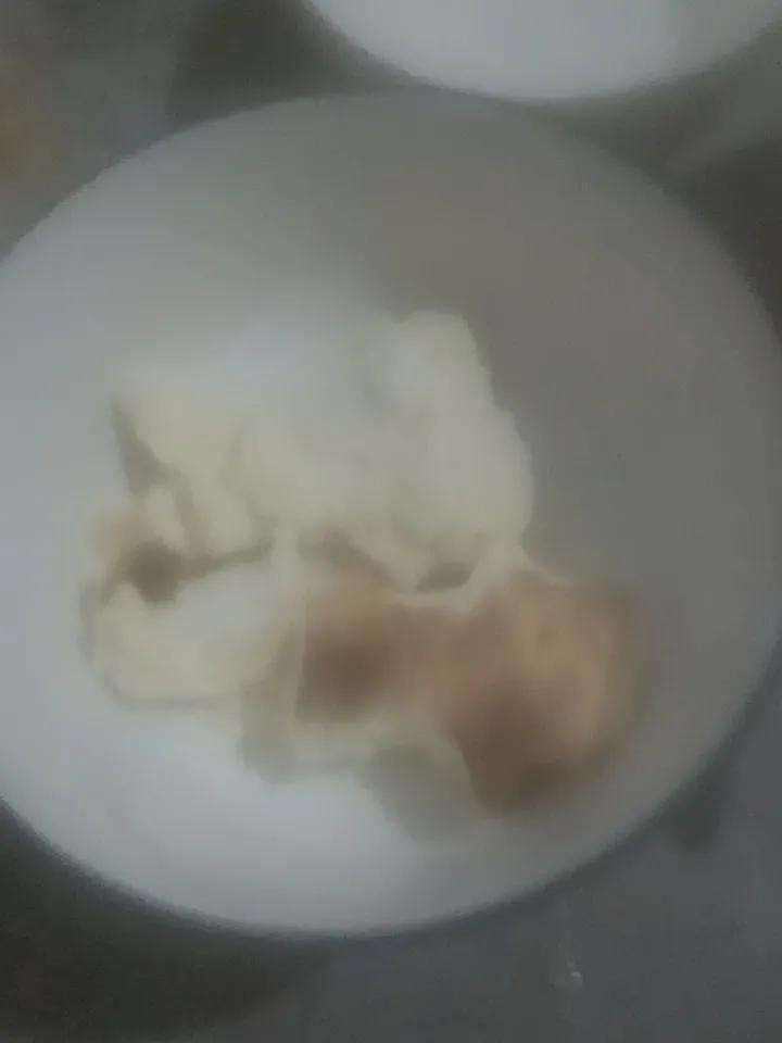 什么锅饼，陕西妹卖的那个，5元一个，怎么放了两天，煮了20分钟还这么硬，你们遇到