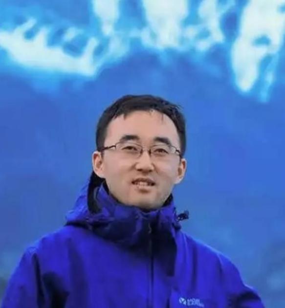 “中国就该被日本多占领几年！”“郑州暴雨是报应！”说出这两句丧尽天良的话的，居然