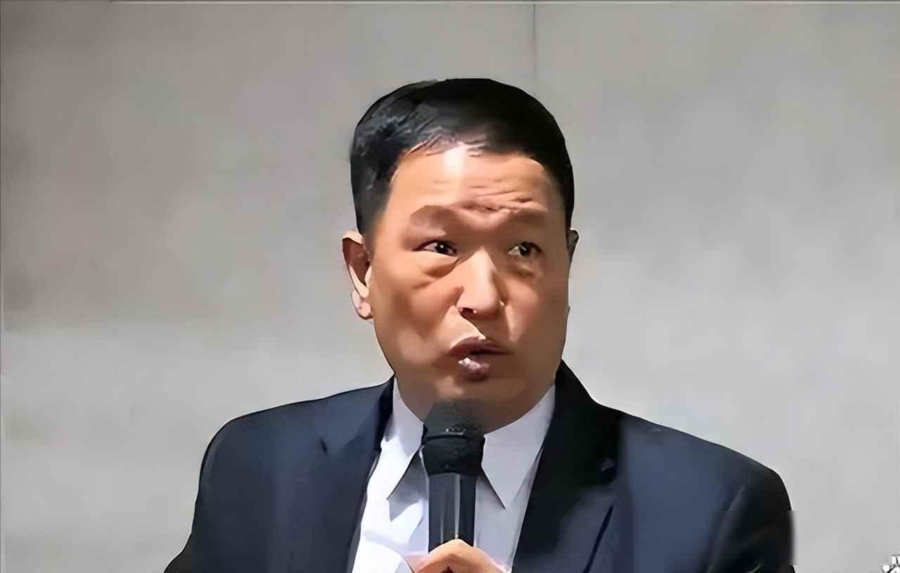 预算冻结、蓝白联手挡军购、民众只关心饭碗够不够

2026年1月底到2月初，台湾