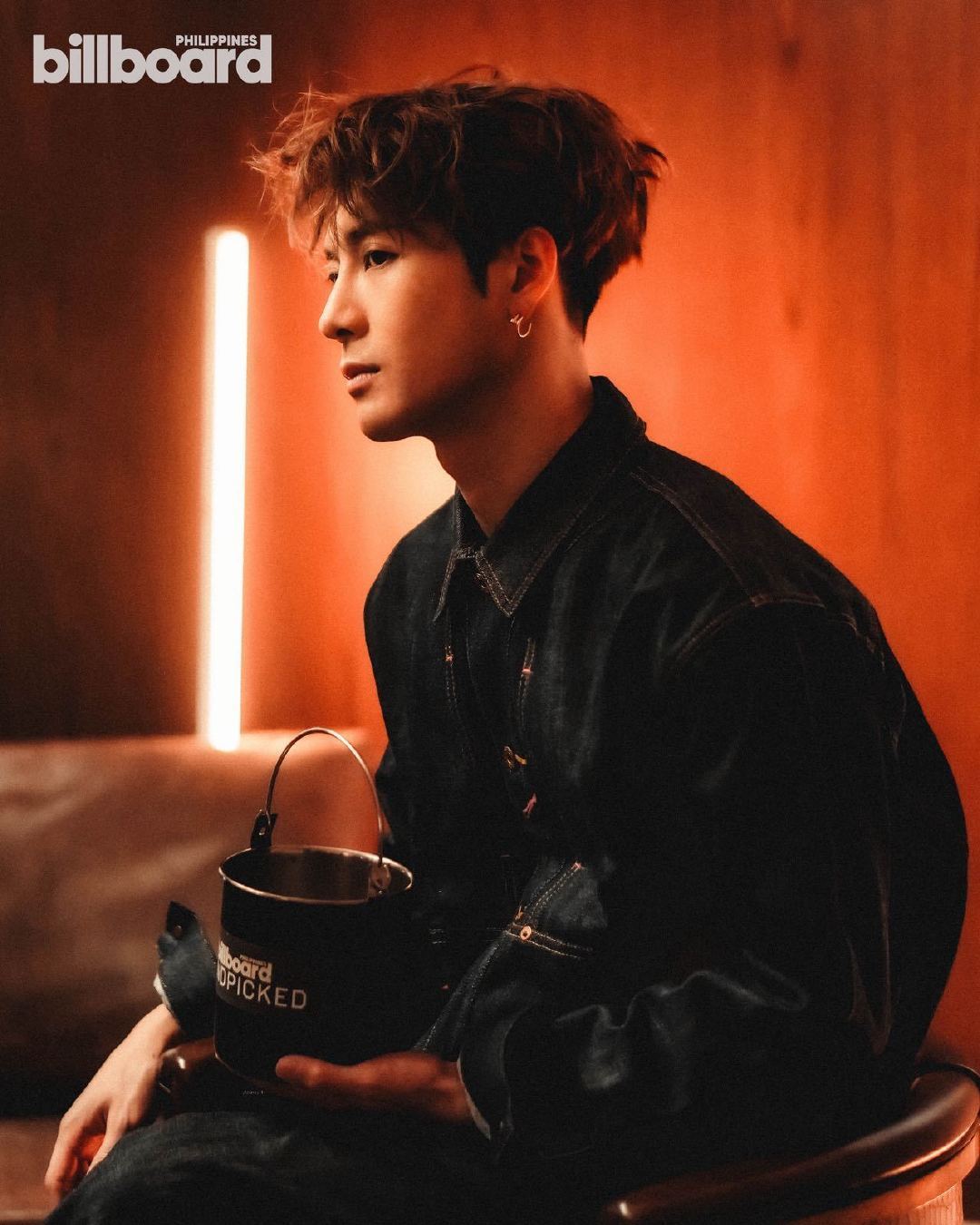 王嘉尔Billboard新封18宫格 这个十二月真的惊喜不间断！这边Billbo