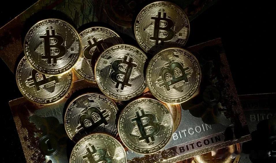 比特币价格持续飙升，连续6天创下历史新高
随着特朗普当选美国总统延续虚拟货币上行