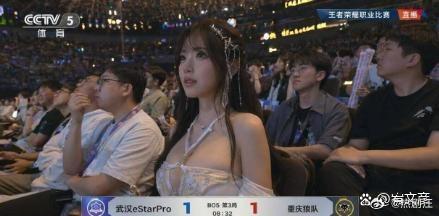 体育频道的⁠摄﻿‏影师，必须⁠⁠加﻿鸡⁠‏腿！ 