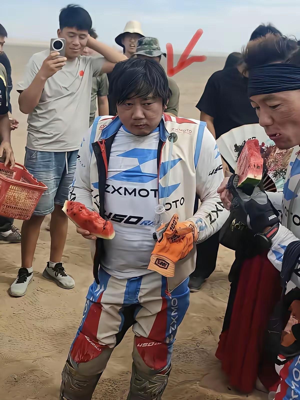 张雪太接地气了，好多人看多了端着的人的表演，乍一听这话，心里先舒坦了几分。能把话