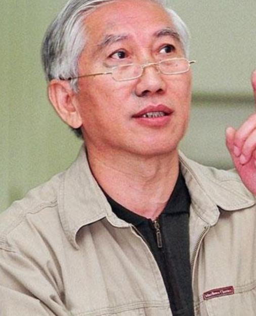 清华教授柳冠中语出惊人！他质问道：“无人飞机、无人驾驶、无人商店、无人酒店、无人