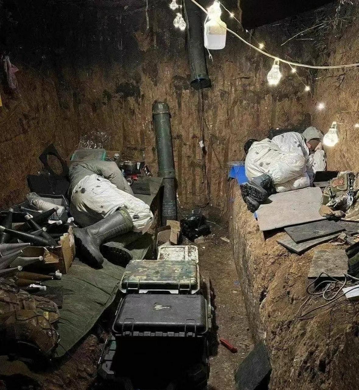 红军城俄媒宣布大捷！乌军残余躲进煤矿地道，要和俄军决一死战！
乌克兰人士透露，在