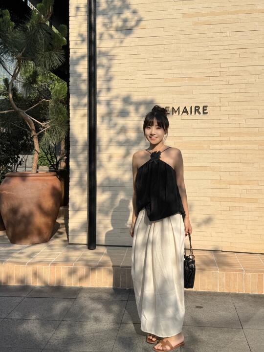 姐妹聚会ootd🖤🤍中女有牵挂的自由时刻