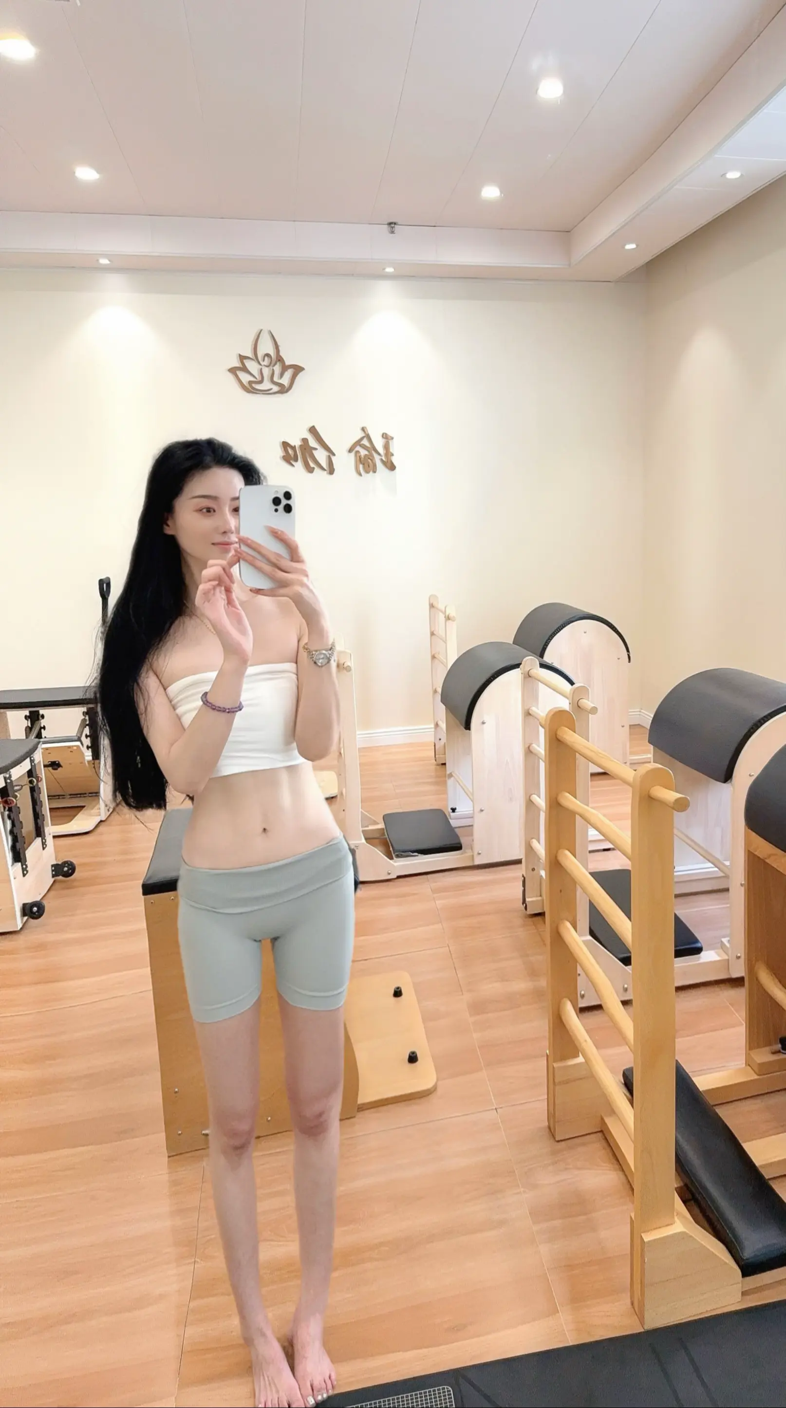 一个真的厉害的人不仅善于管理别人，而是能够管理好自己，管理好形象，健康...