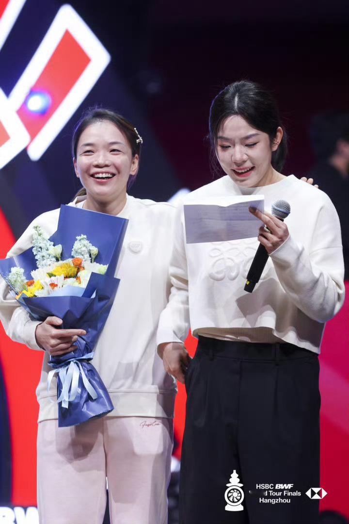 永远感恩身边每一位帮助过我的人（还有很多没在照片里的）不忘初心 离开是暂时的 不