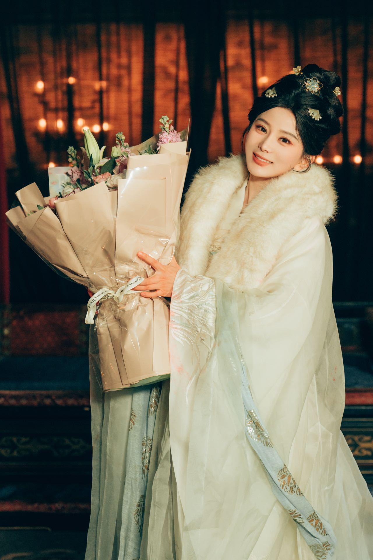 争气争气再争气！从短剧赛道闯出一片天，如今手握《月明千里》《雀骨》《金吾不禁》三