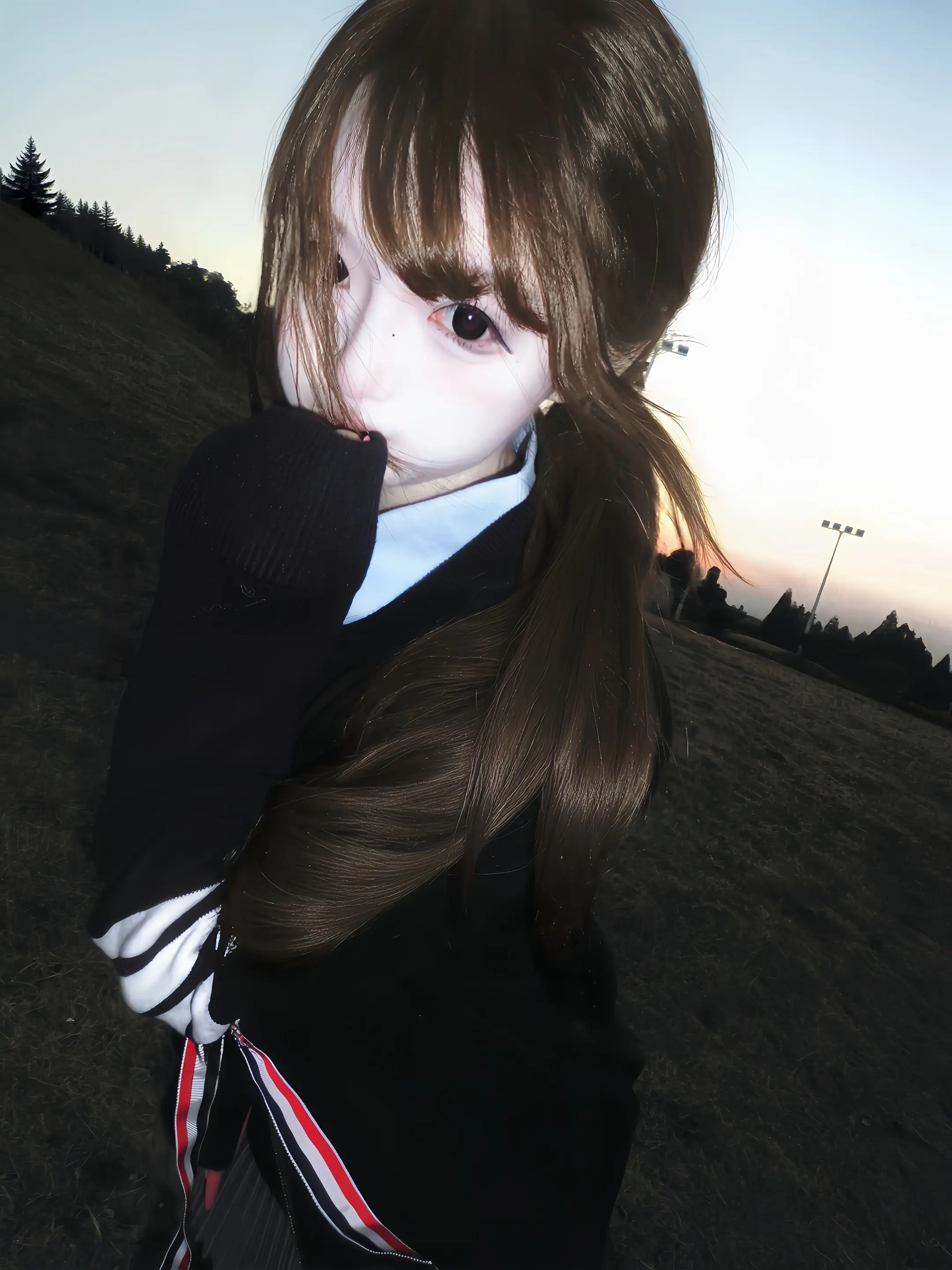 同我啜泣共我悲鸣