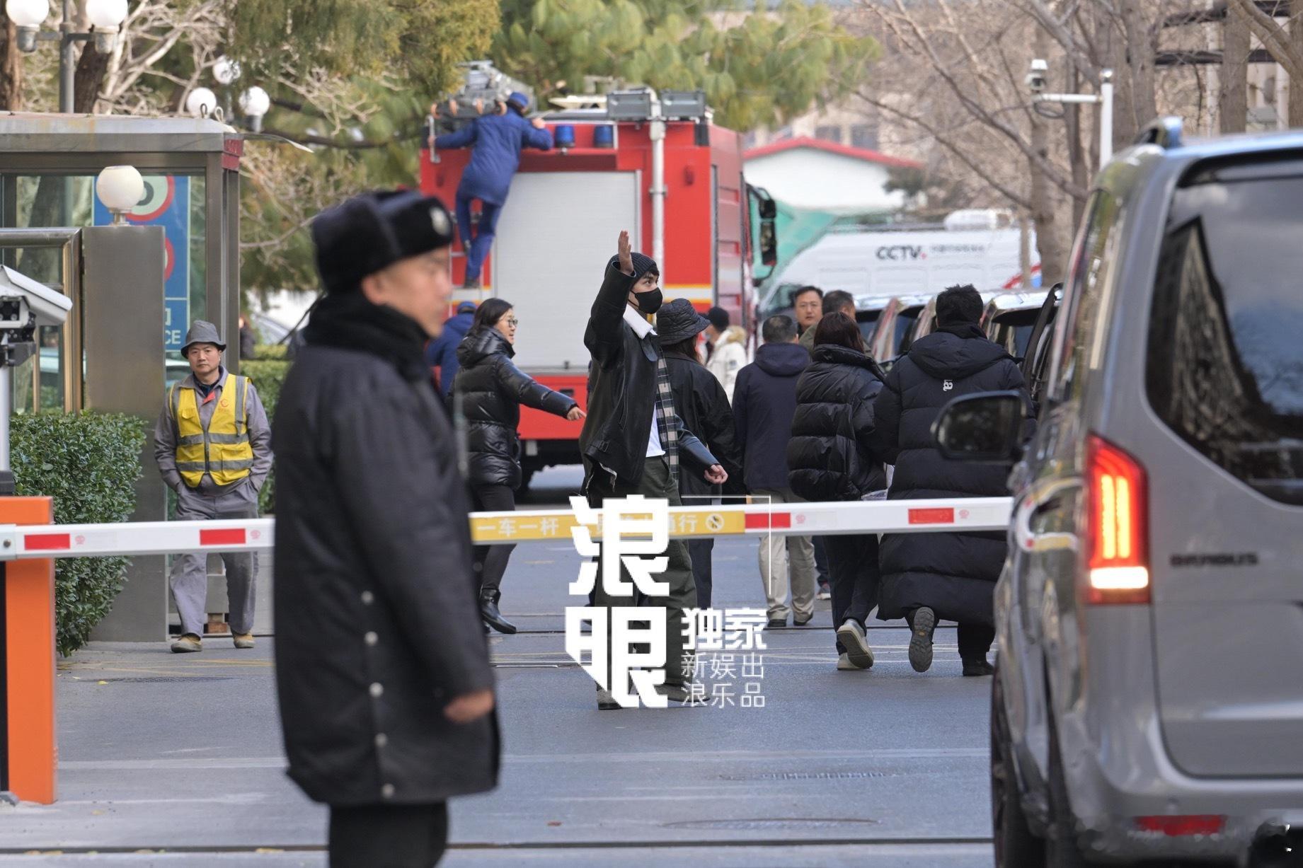 吴磊蛇年春晚首次联排  期待期待，今年跟磊磊一起过年 