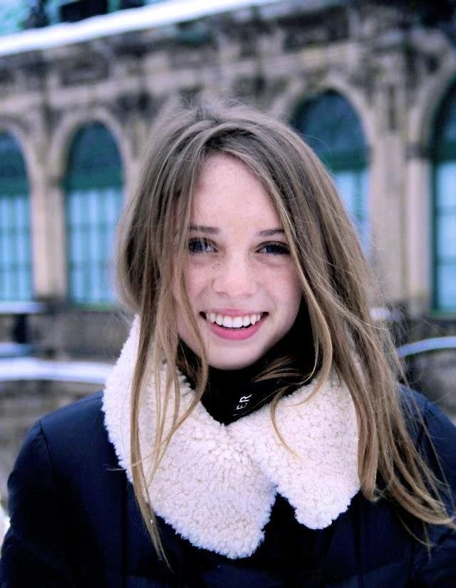 玛雅·霍克（Maya Hawke） 小小的时候就开始帅了 