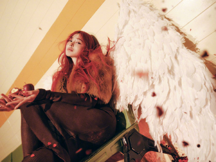 张天爱红发天使 张天爱红发天使，一整个被美到啊~ 