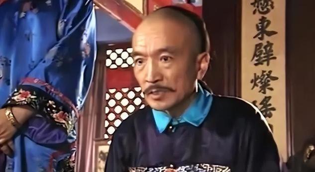 乾隆皇帝问刘墉：“朕34岁，属马，刘爱卿，你属什么？”刘墉答：“臣也34岁，但属