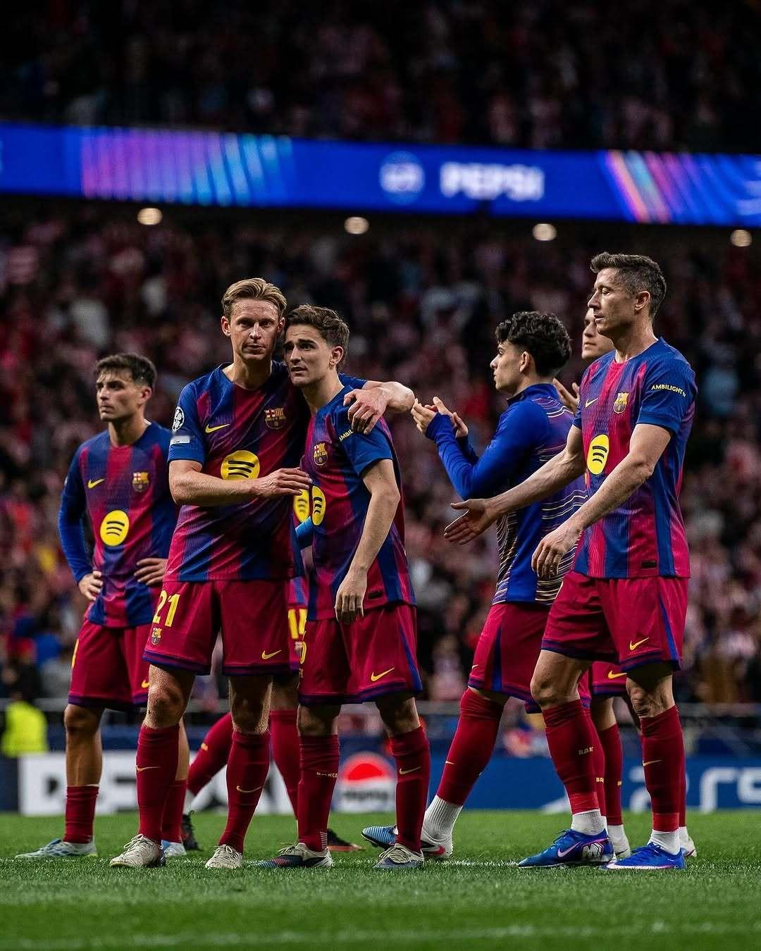 德容ins更新🆕：我们已经全力以赴，但这一次还不足以取胜。这对我们所有人来说都