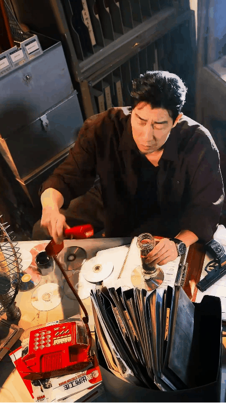 王千源侯雯元两句话让我猜半宿王千源侯雯元新剧有对抗路那味了猜不透的关系！王千源拿