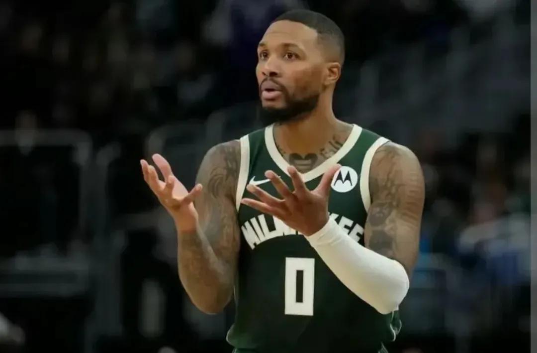 NBA开战几轮球星表现辣眼——身价打折
明星球员，数据拉胯，表现辣眼，身价打折。