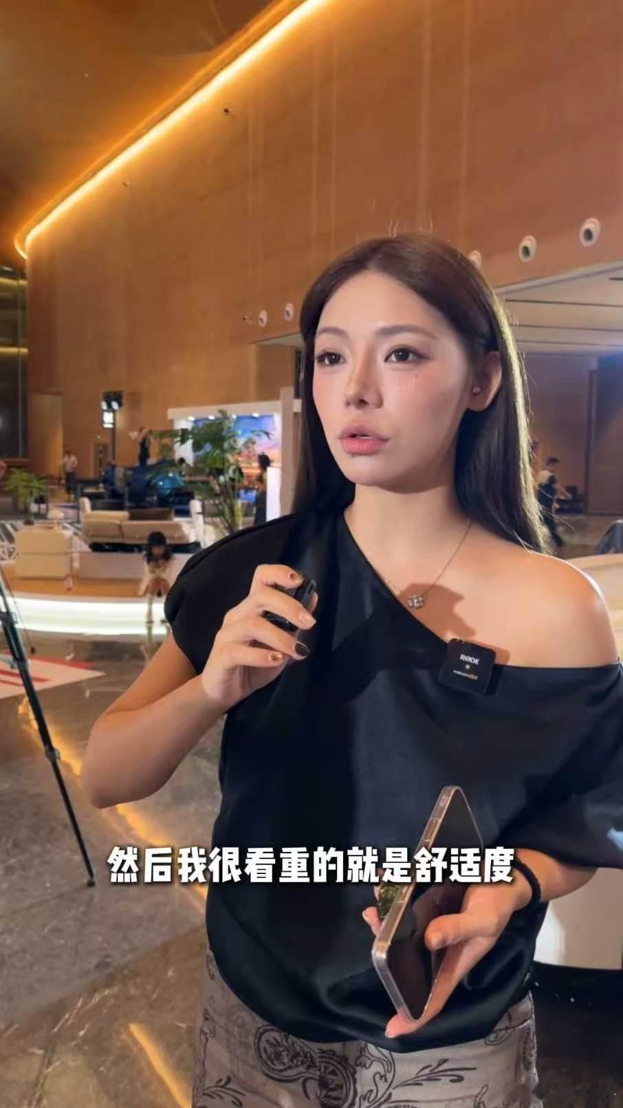 广东产智能汽车又上了波大分通勤路上的智能辅助功能十分实用，能够有效减轻驾驶负担，