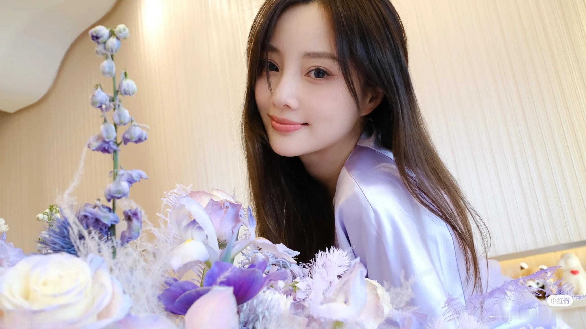 “如果今天过的很顺心，要感恩。如果今天过的很不顺心，要放下，人生就是有好有坏，别