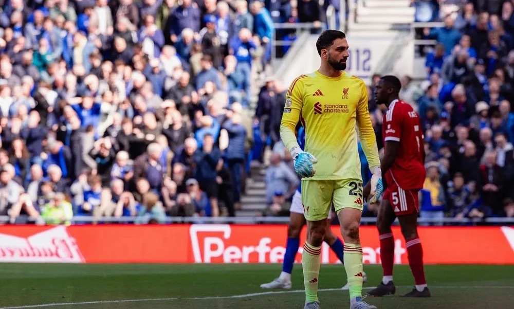 在英超第33轮的默西塞德郡德比中，利物浦2-1战胜埃弗顿，但红军付出了门将马马尔