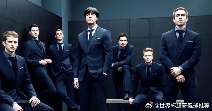 德国队颜值断崖式下滑昔日公认足坛男模队早些年德国队是足坛独一档的颜值天团，被大家