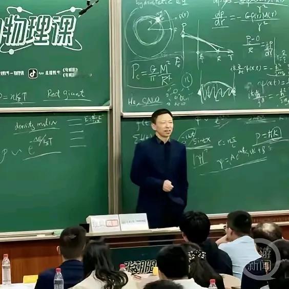 在国内的企业家中，张朝阳或许是最接近马斯克的一位，但遗憾的是，他已经活得非常通透