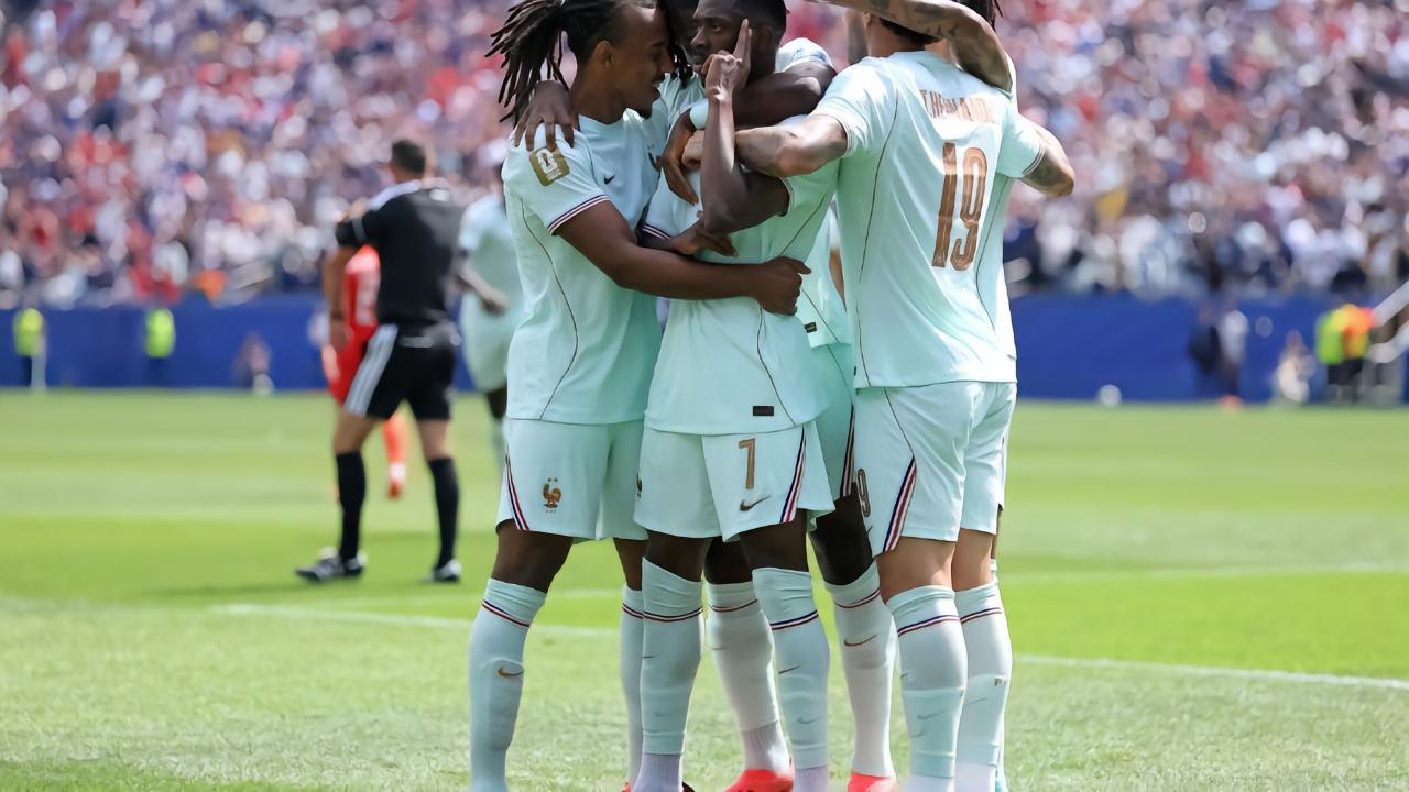 完胜晋级！法国4-1挪威小组第一出线，登贝莱炸裂帽子戏法🔥
世界杯小组赛第3轮