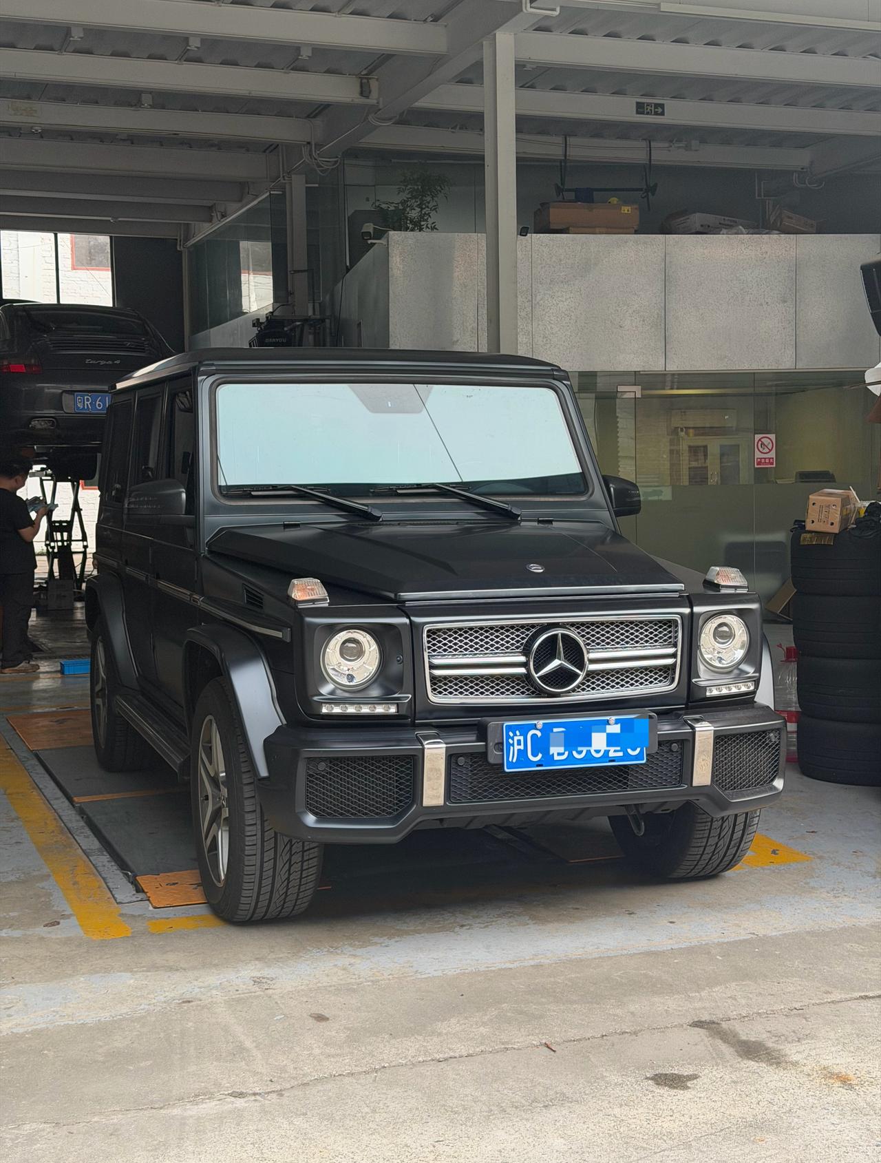 这G65越看越喜欢，V12绝唱，怎么办？
重点是，这比@极速拍档-Berlin 