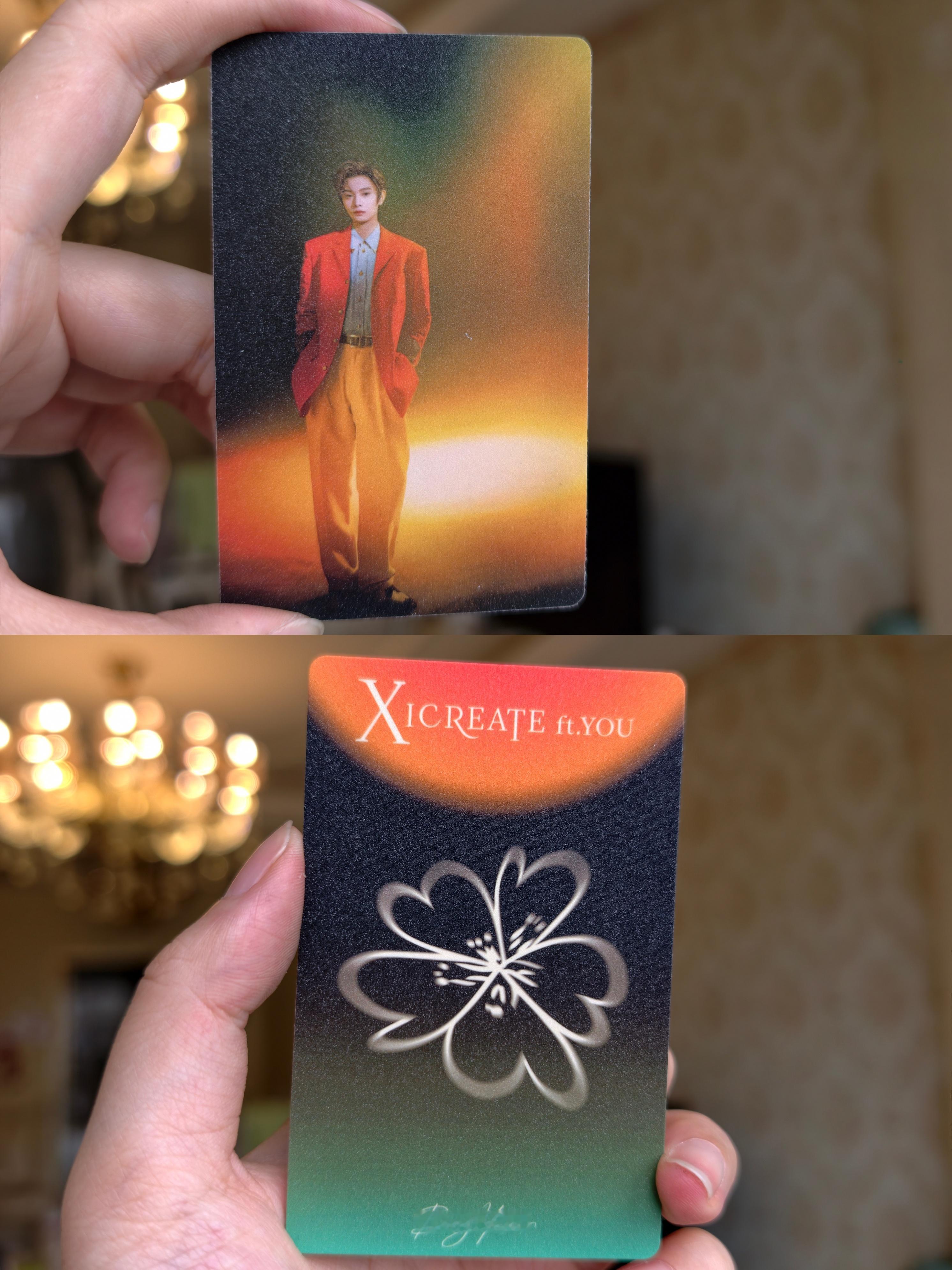💚成都演唱会物料互换💚折叠扇+小卡   80份折叠扇            