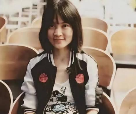 2023年，那个曾扬言“用核武打中国”的武大985女硕士王懿，死在了她心心念念的