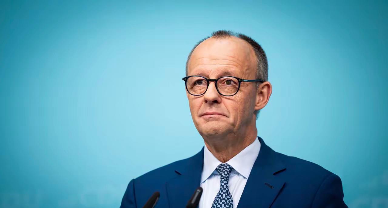 不等了，德国公开喊话中国

当地时间2月18日，德国总理默茨对外公开表示：他将在