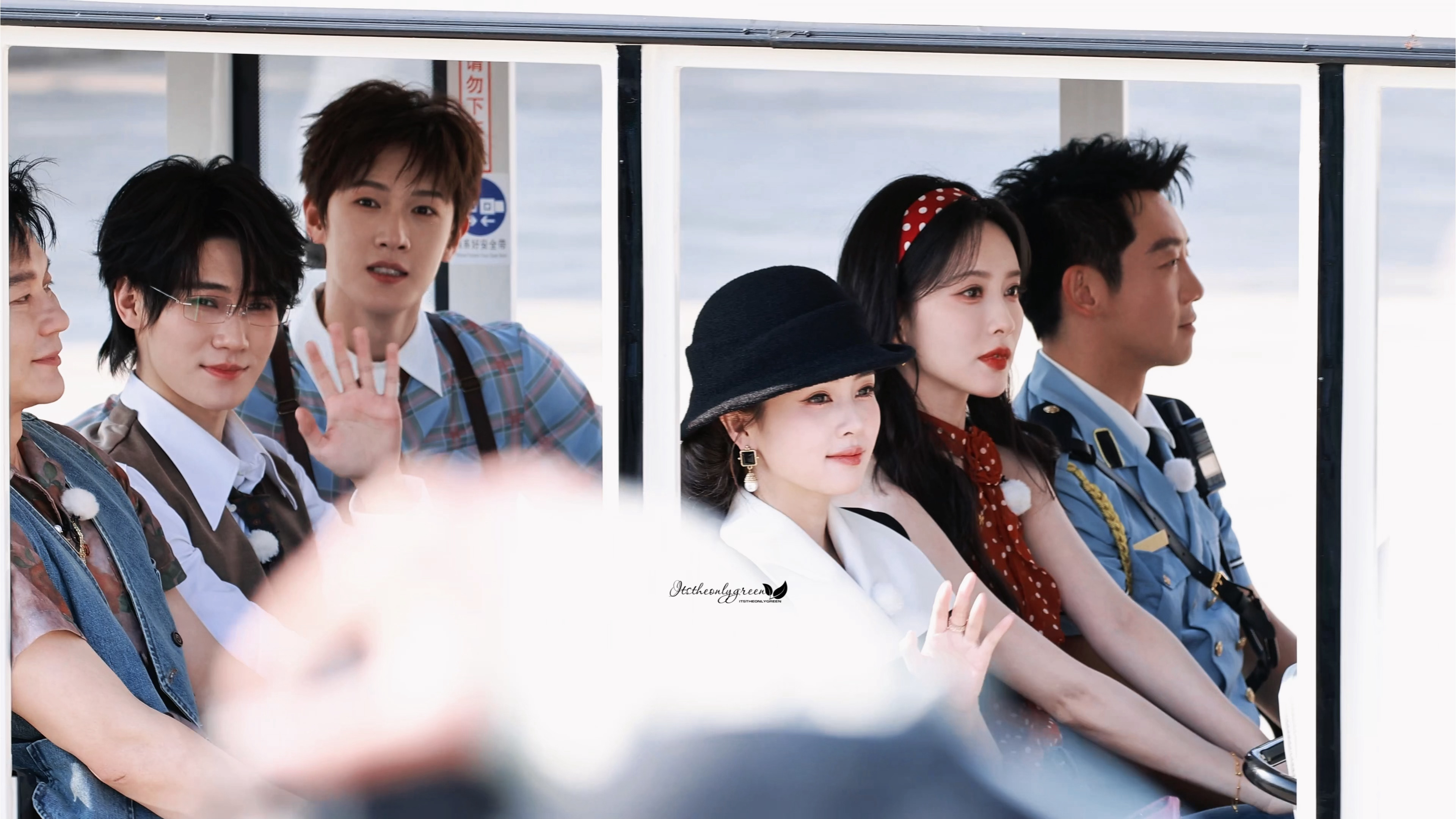 昀牵孟绕  孟子义李昀锐奔跑吧14路透 定格在 这瞬间 