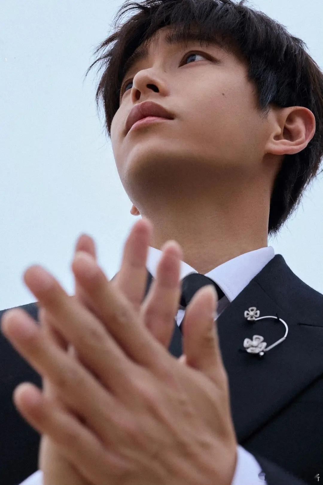 彭昱畅阿那亚海浪电影周 ​​​