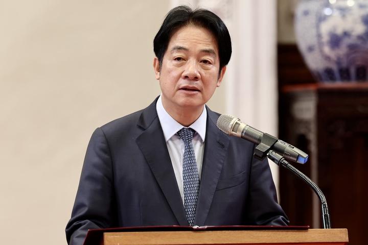 台湾中油两周扛33亿亏损　赖清德：启动应变小组确保「量足价稳」

梅花新闻网 洪