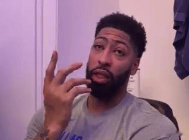 赢得对手肯定！浓眉谈杜兰特：

“KD依旧强势。”

“他今晚的表现很好。”
