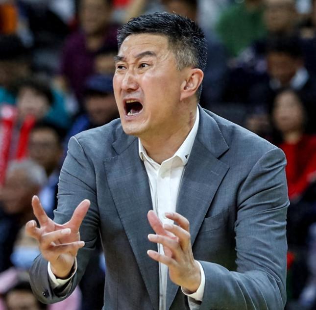 CBA3大消息：6大魔王“集体逃亡”！广东王火速上位，王牌锋线回归

广东宏远确