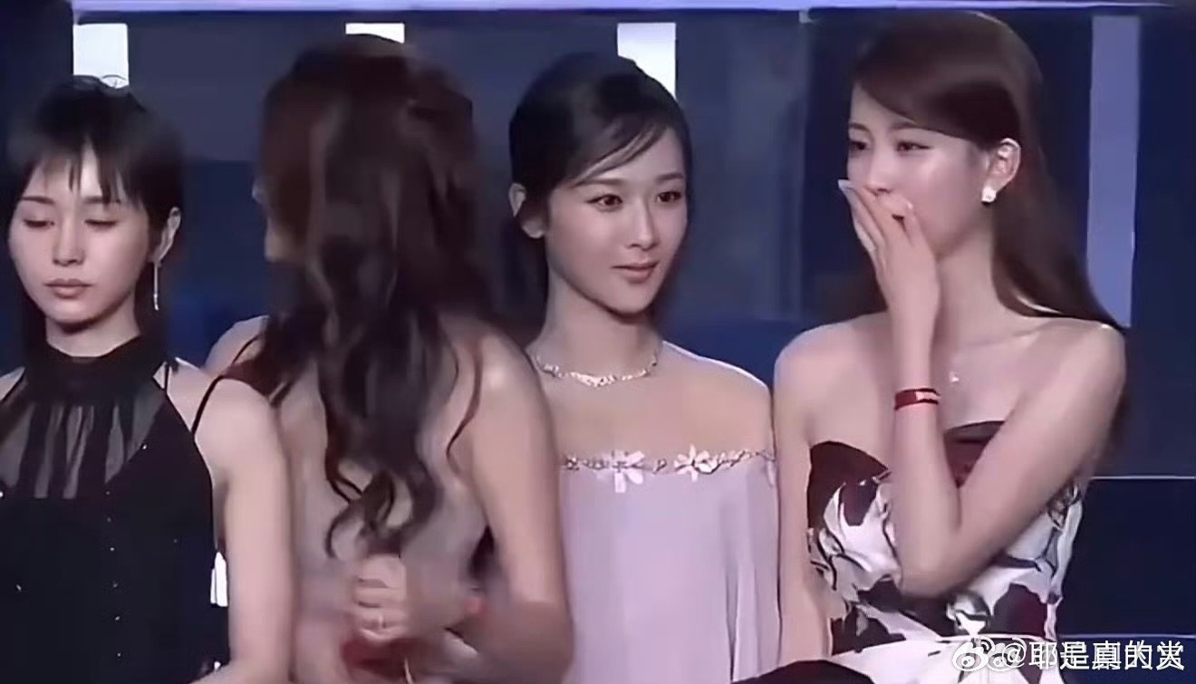 2017年的芭莎慈善夜晚宴2017年芭莎慈善夜晚宴2017年的芭莎慈善夜晚宴，很