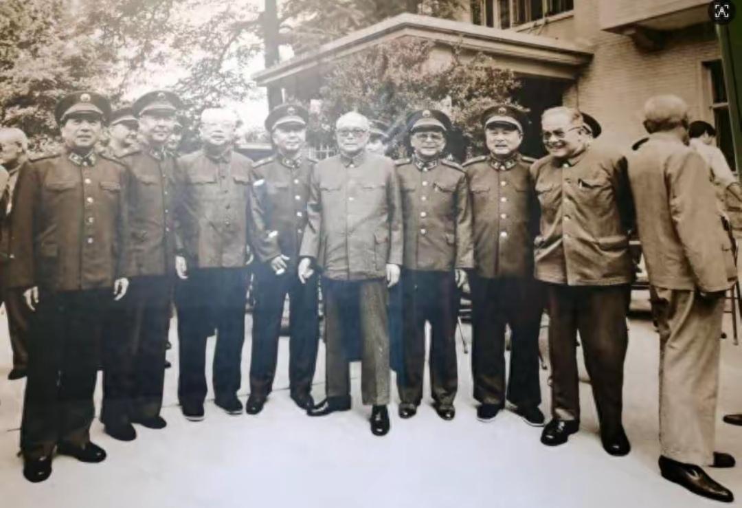 哪一个不是身经百战？哪一个不是伤痕累累？哪一个不是出身贫寒？哪一个不是威震敌胆？