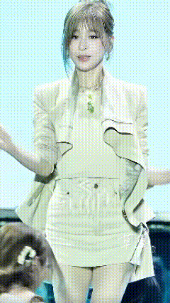 王心凌，是多少中年男人的梦中情人啊，可想而知王心凌对男人的杀伤力有多大了