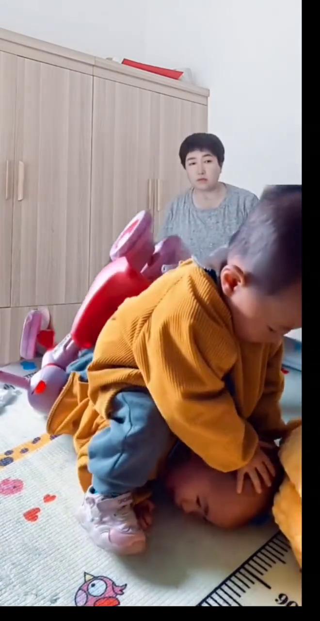 哎呦我的妈，哈哈。