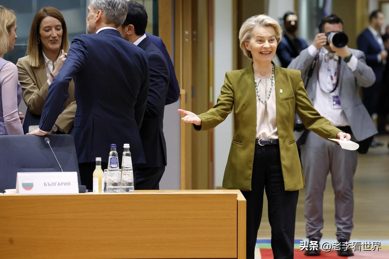 【德媒曝：冯德莱恩正在欧盟委员会内部建立自己的垂直权力结构】
布鲁塞尔时间202