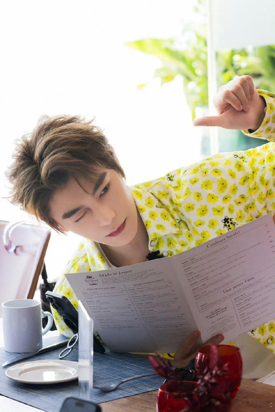 丁禹兮说感谢大家陪我一起成长丁禹兮这趟创业之旅太硬核了中餐厅 听丁禹兮说感谢，心