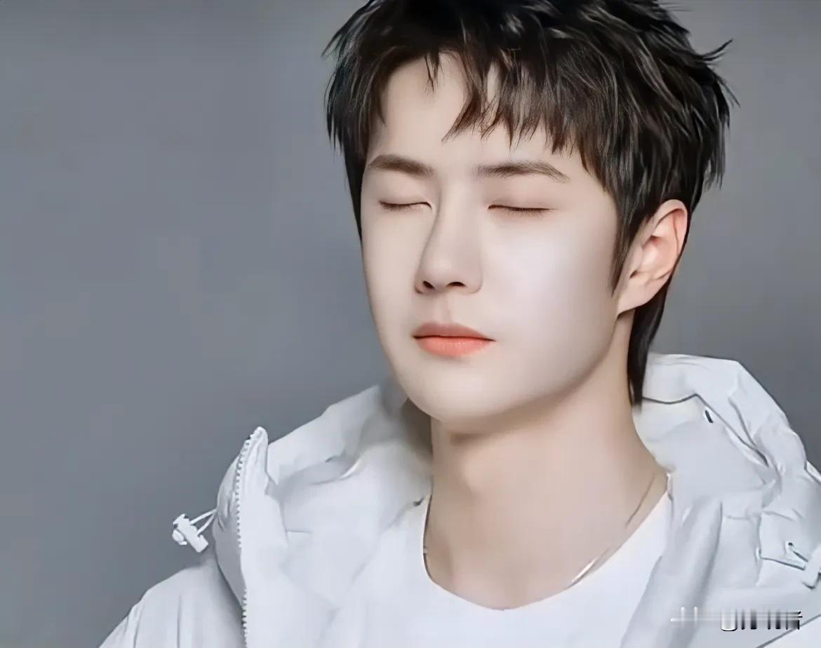 哪怕事事不如意，至少还有你如我意，晚安😴