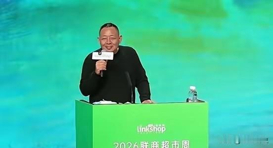 于东来怒批国产企业！卖给美国8000，国内卖12000，收入低的国人，凭什么最贵