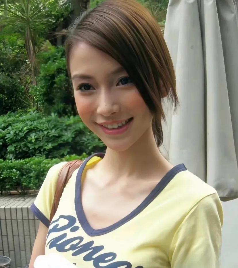 Baby早期照片和参加跑男的照片，原来一直都很美，有没有医美一目了然啊！