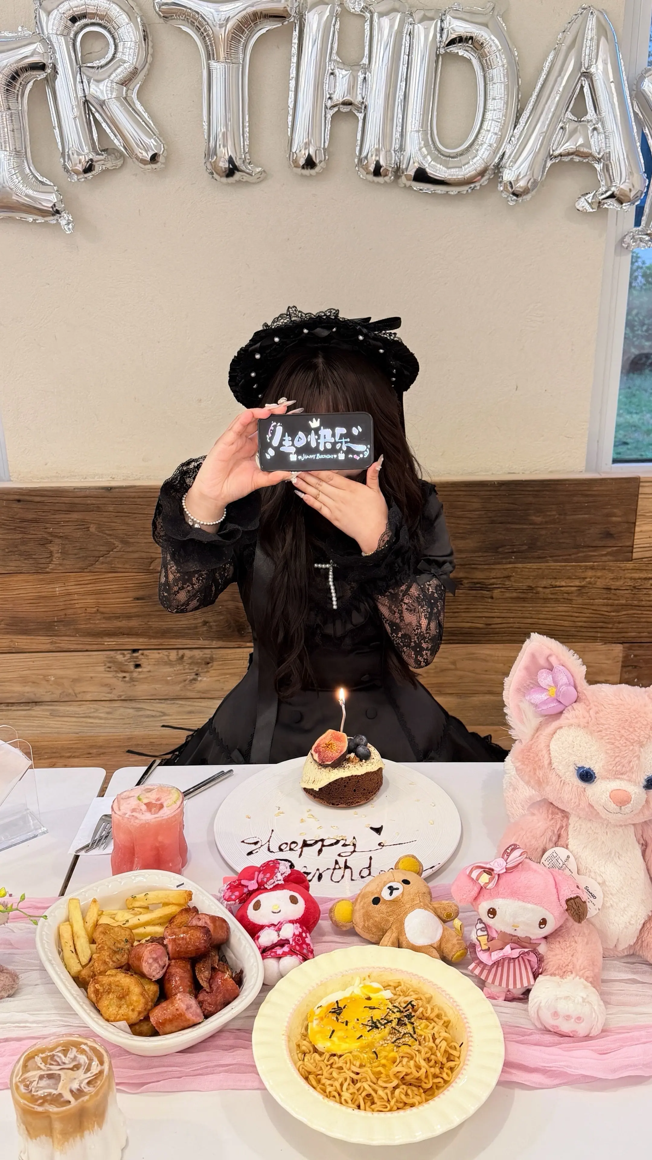 ˗ˋˏ🎂ˎˊ˗ ʜʙᴅ每一岁 都珍贵 谢谢大家喜欢我