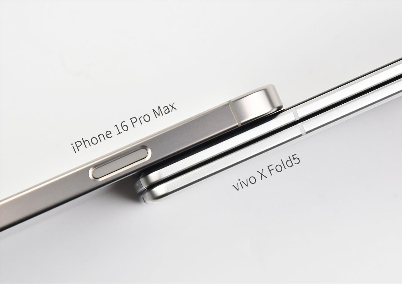 vivo X Fold5的具体情况都已经曝光了，主打轻薄的主旨依旧没有变，手感表