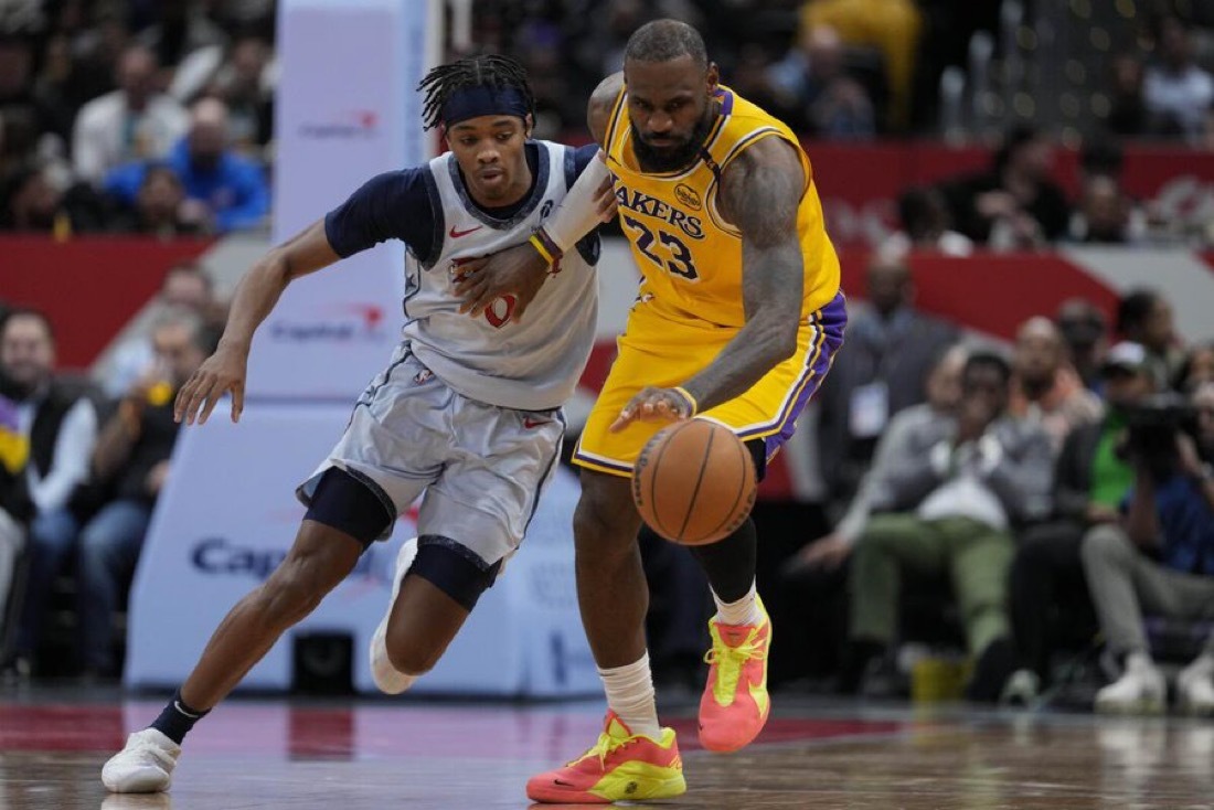 NBA内部人士Scoop B表示，华盛顿奇才悄然发力，一跃成为詹姆斯争夺战中极具
