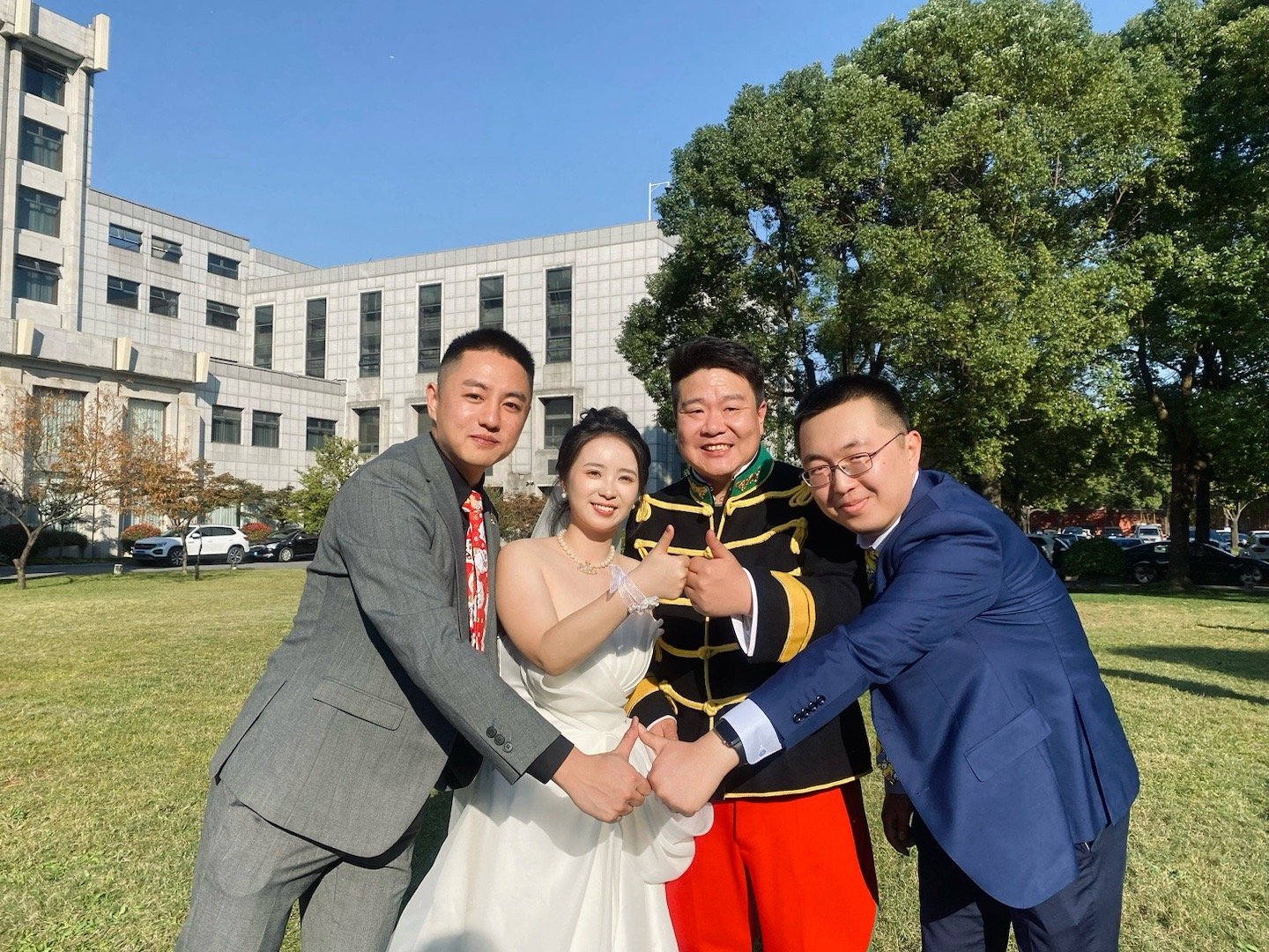 向郭会长学习[打call]俺也要早日遇见所爱[泪]  ​​​