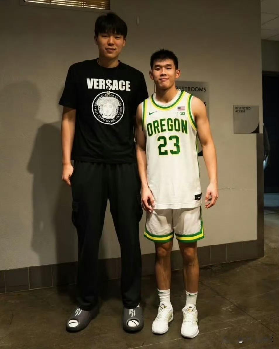 就在昨天，俄勒冈82-91不敌冈萨加，林葳出战16分钟，4中3拿下9分1篮板2助